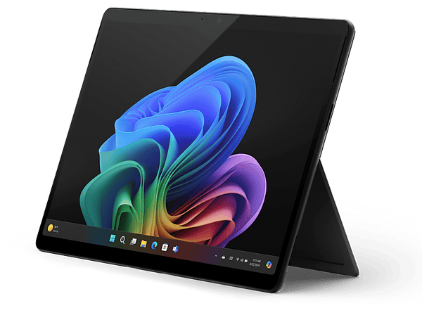 Convertible 2 en 1 Microsoft Surface Pro Copilot+ PC  13  Snapdragon® X Elite 45 TOPS  16GB RAM  512GB SSD  Adreno GPU  Windows 11 Home  Black
